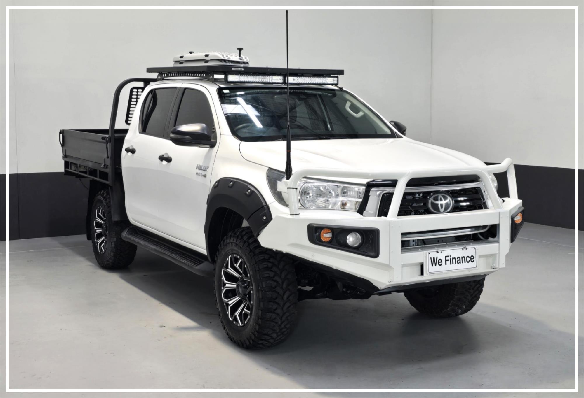 2020 TOYOTA HILUX DOUBLE C/CHAS
