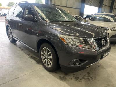 2014 Nissan Pathfinder ST Wagon R52 MY14 for sale in Mid North Coast