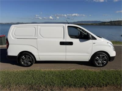 2013 HYUNDAI iLOAD 4D VAN TQ MY13 for sale in Dapto