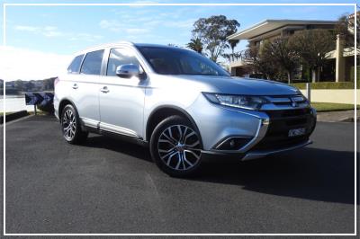 2015 MITSUBISHI OUTLANDER LS (4x2) 4D WAGON ZJ MY14.5 for sale in Inner West