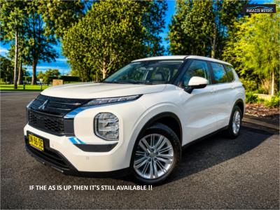 2024 MITSUBISHI OUTLANDER ES 7 SEAT (2WD) 4D WAGON ZM MY24 for sale in Sydney - Outer West and Blue Mtns.