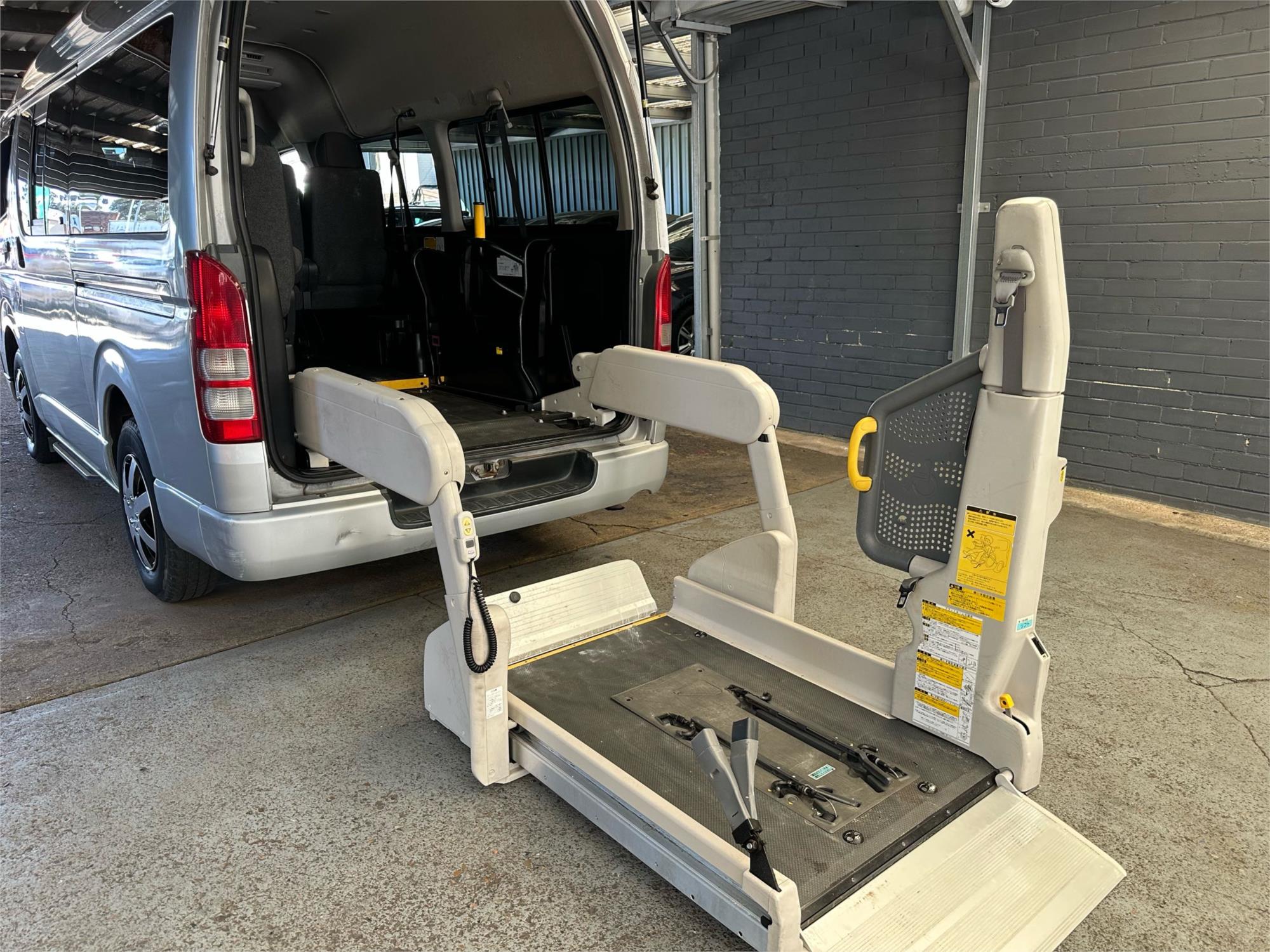2011 Toyota Hiace Van