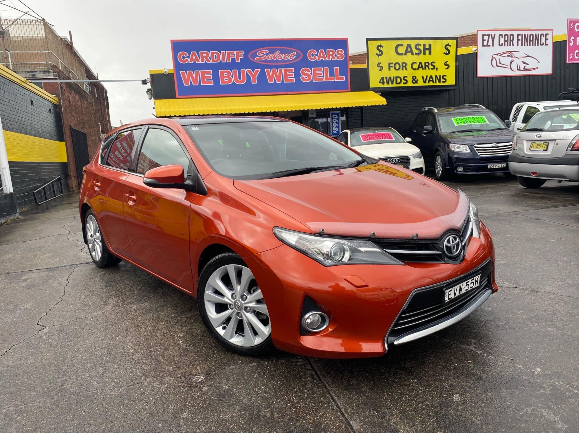 2014 TOYOTA COROLLA 5D HATCHBACK