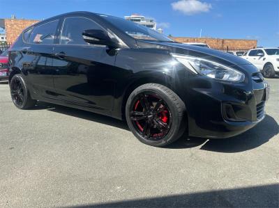 2015 HYUNDAI ACCENT ACTIVE 5D HATCHBACK RB2 MY15 for sale in Gold Coast