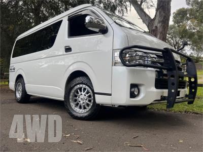 2016 TOYOTA HIACE Wagon