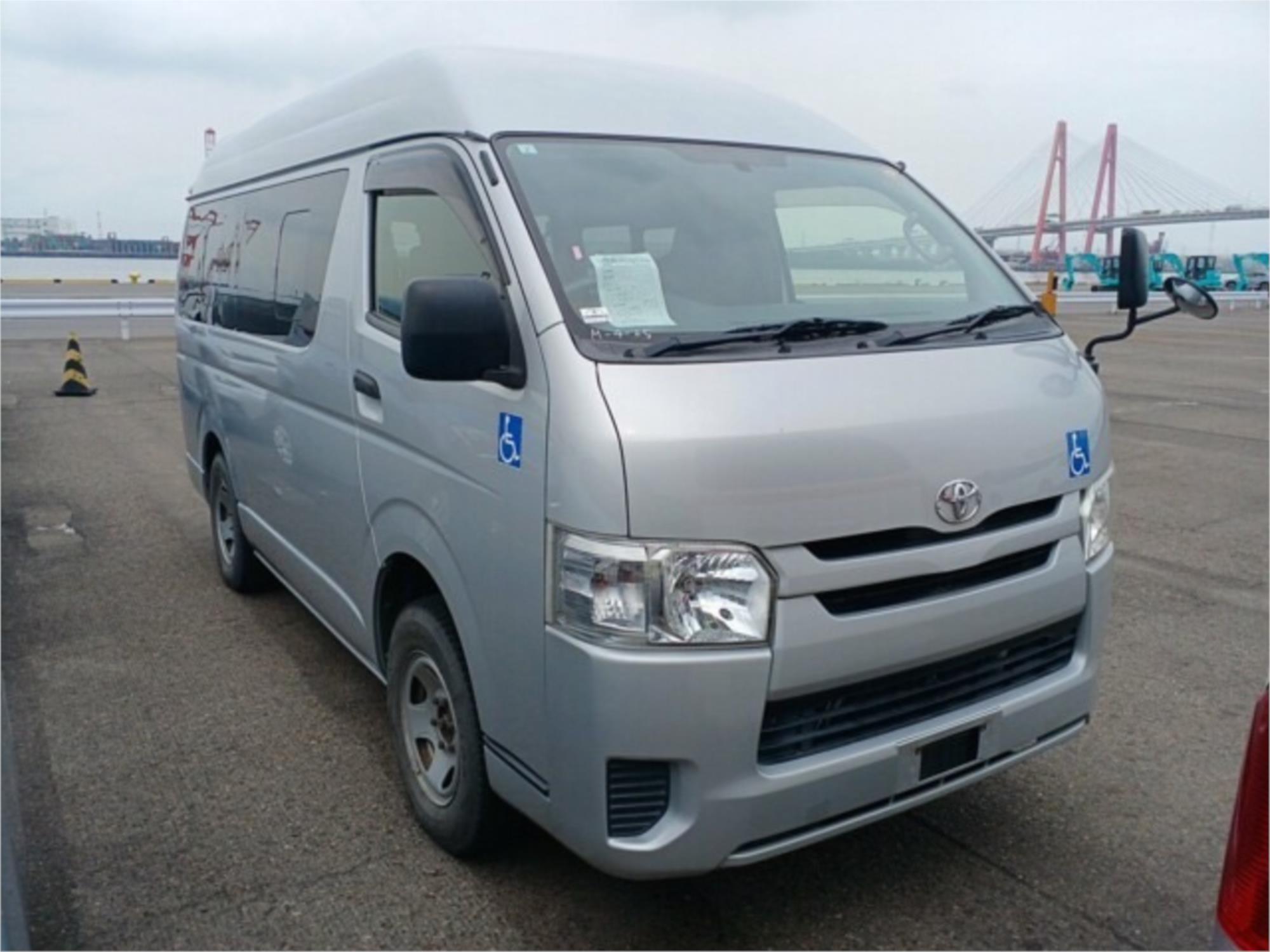 2016 TOYOTA HIACE VAN