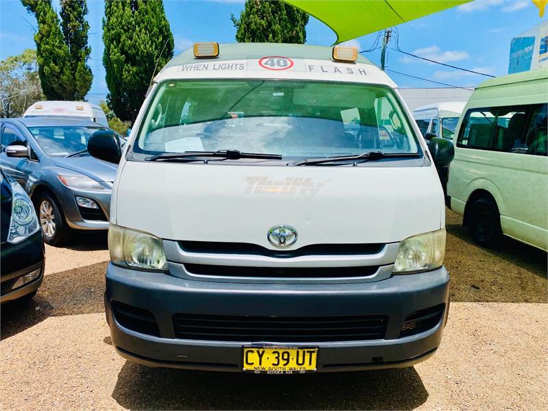 2008 Toyota Hiace Bus