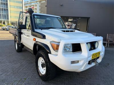 2018 TOYOTA LANDCRUISER WORKMATE (4x4) C/CHAS VDJ79R MY18 for sale in Inner West