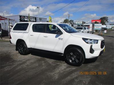 2024 TOYOTA HILUX SR (4x4) DOUBLE CAB P/UP GUN126R FACELIFT for sale in Mid North Coast