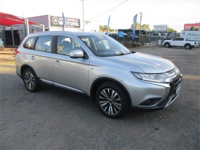 2018 MITSUBISHI OUTLANDER ES ADAS 5 SEAT (2WD) 4D WAGON ZL MY18.5 for sale in Mid North Coast