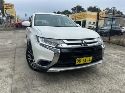 2018 MITSUBISHI OUTLANDER ES 5 SEAT (AWD) 4D WAGON ZL MY18.5 for sale in Newcastle and Lake Macquarie