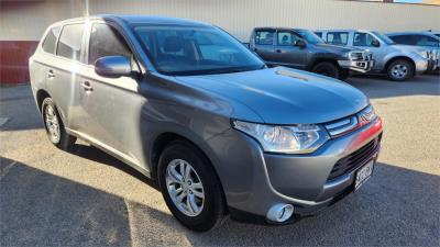 2013 MITSUBISHI OUTLANDER LS (4x2) 4D WAGON ZJ for sale in Blair Athol