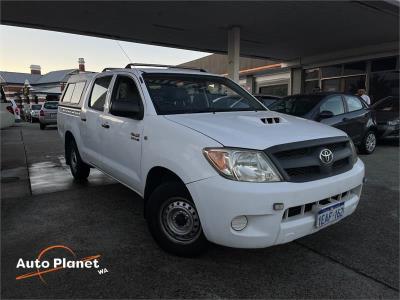 2006 TOYOTA HILUX SR DUAL CAB P/UP KUN16R for sale in South East