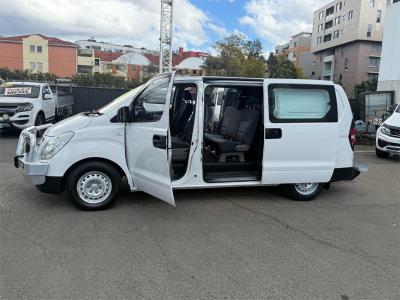 2017 HYUNDAI iLOAD 6S TWIN SWING 4D CREW VAN TQ SERIES 2 (TQ3) MY17 for sale in North West
