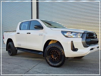 2022 TOYOTA HILUX SR (4x4) DOUBLE C/CHAS GUN126R for sale in Brisbane North