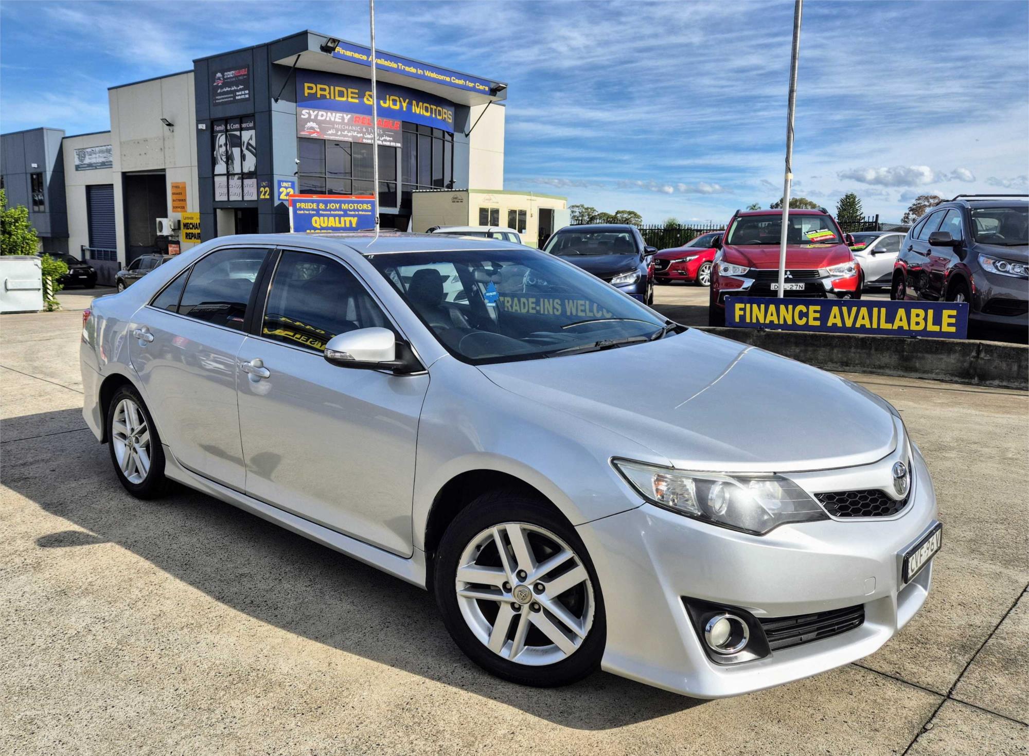 2014 TOYOTA CAMRY 4D SEDAN