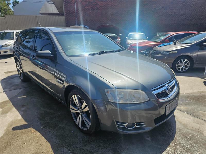 2011 HOLDEN COMMODORE 4D SPORTWAGON