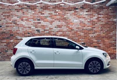 2016 VOLKSWAGEN POLO 66 TSI TRENDLINE 5D HATCHBACK 6R MY16 for sale in Malvern East