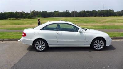 2006 MERCEDES-BENZ CLK350 ELEGANCE 2D COUPE C209 MY06 for sale in Inner West