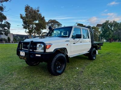 2019 TOYOTA LANDCRUISER WORKMATE (4x4) DOUBLE C/CHAS VDJ79R MY18 for sale in Outer East