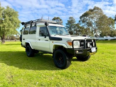 2007 TOYOTA LANDCRUISER WORKMATE (4x4) 3 SEAT TROOPCARRIER VDJ78R for sale in Outer East
