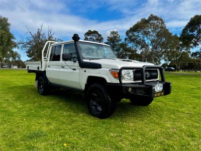 2019 TOYOTA LANDCRUISER WORKMATE (4x4) DOUBLE C/CHAS VDJ79R MY18 for sale in Outer East