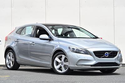 2015 Volvo V40 T4 Luxury Hatchback M Series MY16 for sale in Outer East