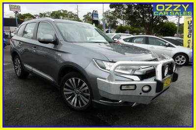 2018 MITSUBISHI OUTLANDER ES ADAS 5 SEAT (AWD) 4D WAGON ZL MY18.5 for sale in Sydney - Outer West and Blue Mtns.