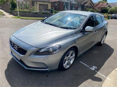 2014 VOLVO V40 T4 LUXURY 5D HATCHBACK M MY15 for sale in Inner West
