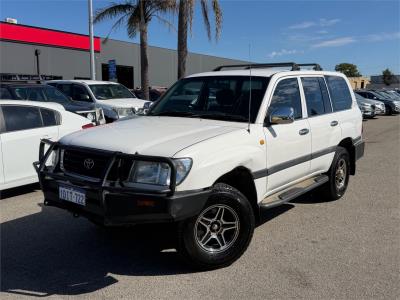 2001 TOYOTA LANDCRUISER GXL (4x4) 4D WAGON FZJ105R for sale in North West