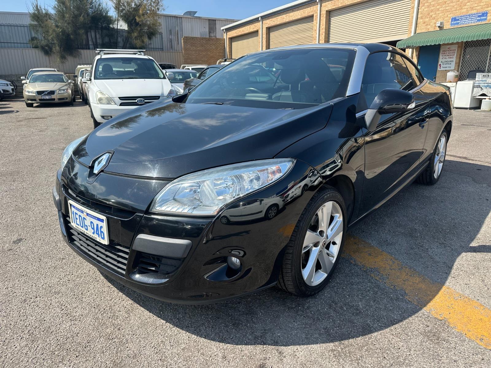 2014 RENAULT MEGANE 2D CABRIOLET