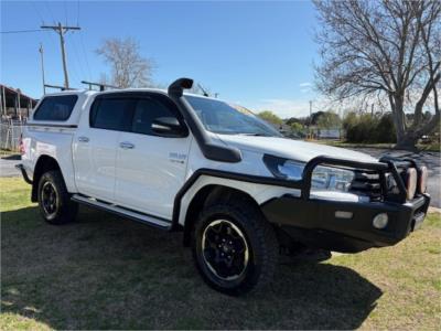 2015 TOYOTA HILUX SR (4x4) DUAL CAB UTILITY GUN126R for sale in Riverina