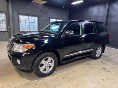 2014 TOYOTA LANDCRUISER SAHARA (4x4) 4D WAGON VDJ200R MY13 for sale in Southport