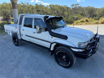 1993 TOYOTA LANDCRUISER GXL (4x4) 4D WAGON for sale in Southport