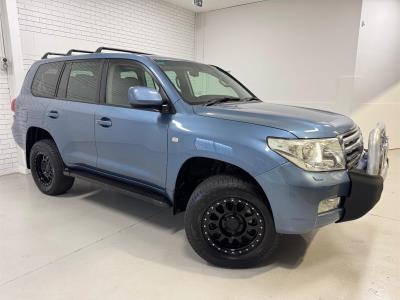 2007 TOYOTA LANDCRUISER SAHARA (4x4) 4D WAGON UZJ200R for sale in Southport