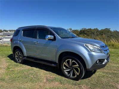 2016 ISUZU MU-X LS-T (4x2) 4D WAGON UC MY15 for sale in Southport
