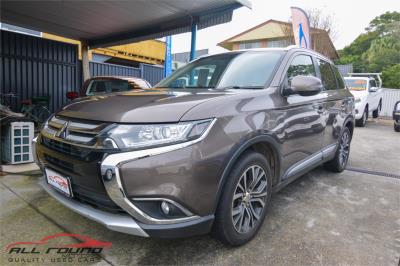 2015 MITSUBISHI OUTLANDER XLS (4x4) 4D WAGON ZK MY16 for sale in Gold Coast