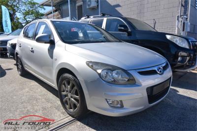 2011 HYUNDAI i30 cw SLX 2.0 4D WAGON FD MY12 for sale in Gold Coast