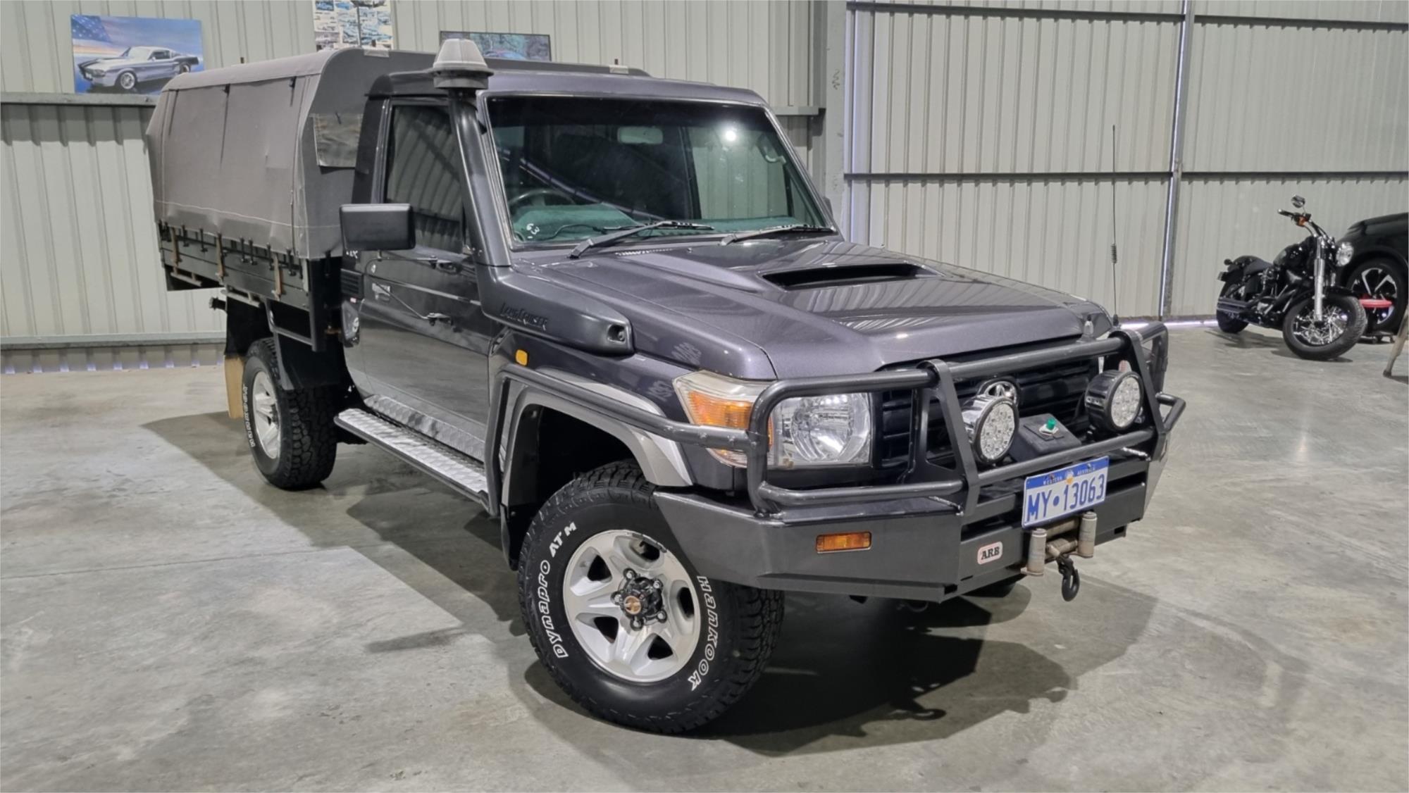 2007 Toyota Landcruiser Cab Chassis