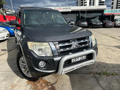 2013 MITSUBISHI PAJERO VR-X LWB (4x4) 4D WAGON NW MY14 for sale in Lansvale