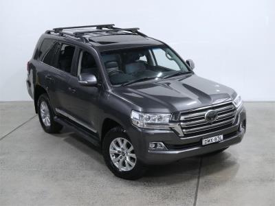 2017 TOYOTA LANDCRUISER SAHARA (4x4) 4D WAGON VDJ200R MY16 for sale in Petersham