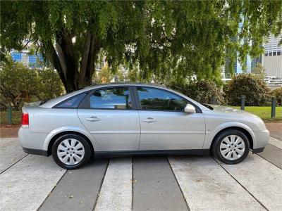 2005 HOLDEN VECTRA CD 4D SEDAN ZC MY05 UPGRADE for sale in Rochedale South