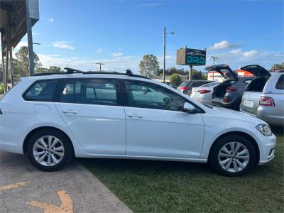 2017 VOLKSWAGEN GOLF 110 TSI TRENDLINE 4D WAGON AU MY18 for sale in Wide Bay Burnett