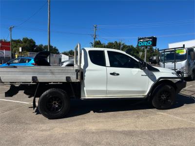 2015 MITSUBISHI TRITON GLX (4x4) CLUB C/CHAS MQ MY16 for sale in Wide Bay Burnett