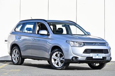 2013 Mitsubishi Outlander ES Wagon ZJ MY14 for sale in Ringwood
