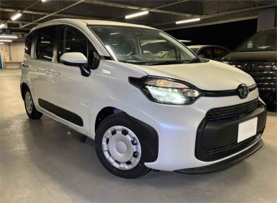 2025 Toyota Sienta HYBRID, ADAPTIVE CRUISE CONTROL, SAFETY SENSE, PEOPLE MOVER, 7-SEATER MINIVAN X for sale in Brisbane West