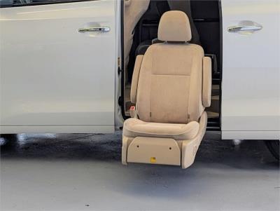 2011 TOYOTA VELLFIRE 2.4X WELCAB LIFT-UP SIDE SEAT MINIVAN ANH20W PETROL for sale in Brisbane West