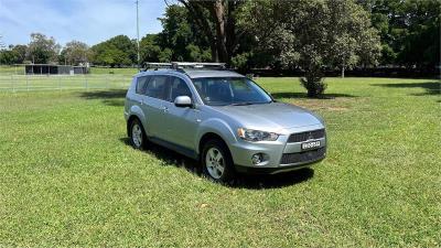 2012 MITSUBISHI OUTLANDER PLATINUM EDITION (FWD) 4D WAGON ZH MY12 for sale in Newcastle and Lake Macquarie
