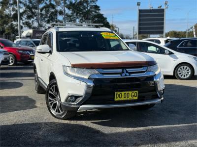2015 MITSUBISHI OUTLANDER EXCEED (4x4) 4D WAGON ZK MY16 for sale in Newcastle and Lake Macquarie