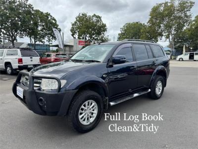 2014 MITSUBISHI CHALLENGER (4x4) 4D WAGON PC MY14 for sale in Brisbane South